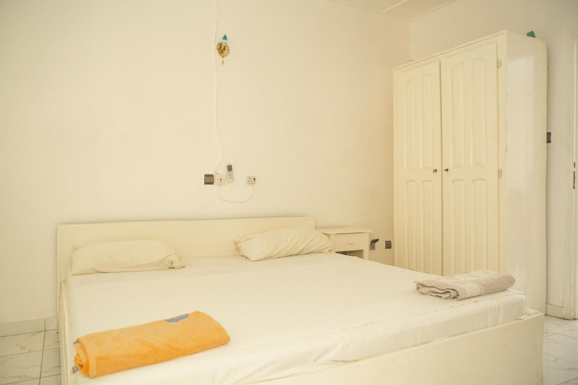 Tahiti Hotel Cotonou Eksteriør billede